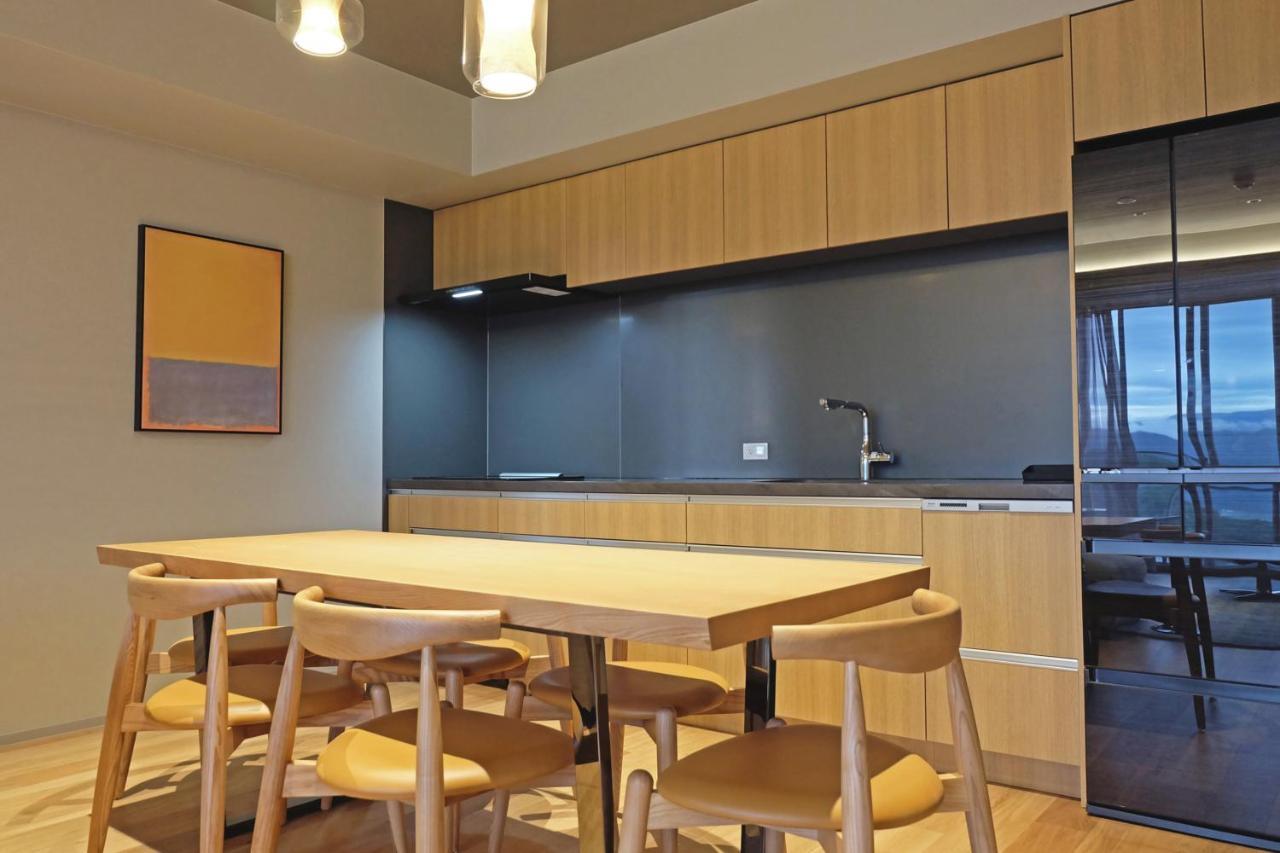 Fenix Furano Aparthotel Bagian luar foto