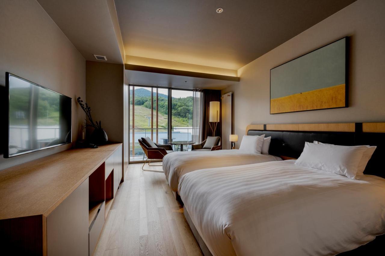 Fenix Furano Aparthotel Bagian luar foto