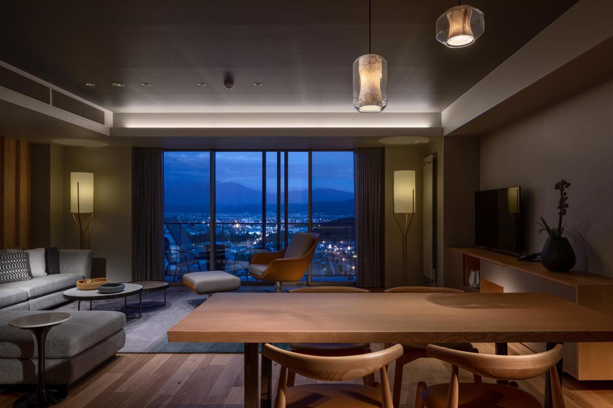 Fenix Furano Aparthotel Bagian luar foto