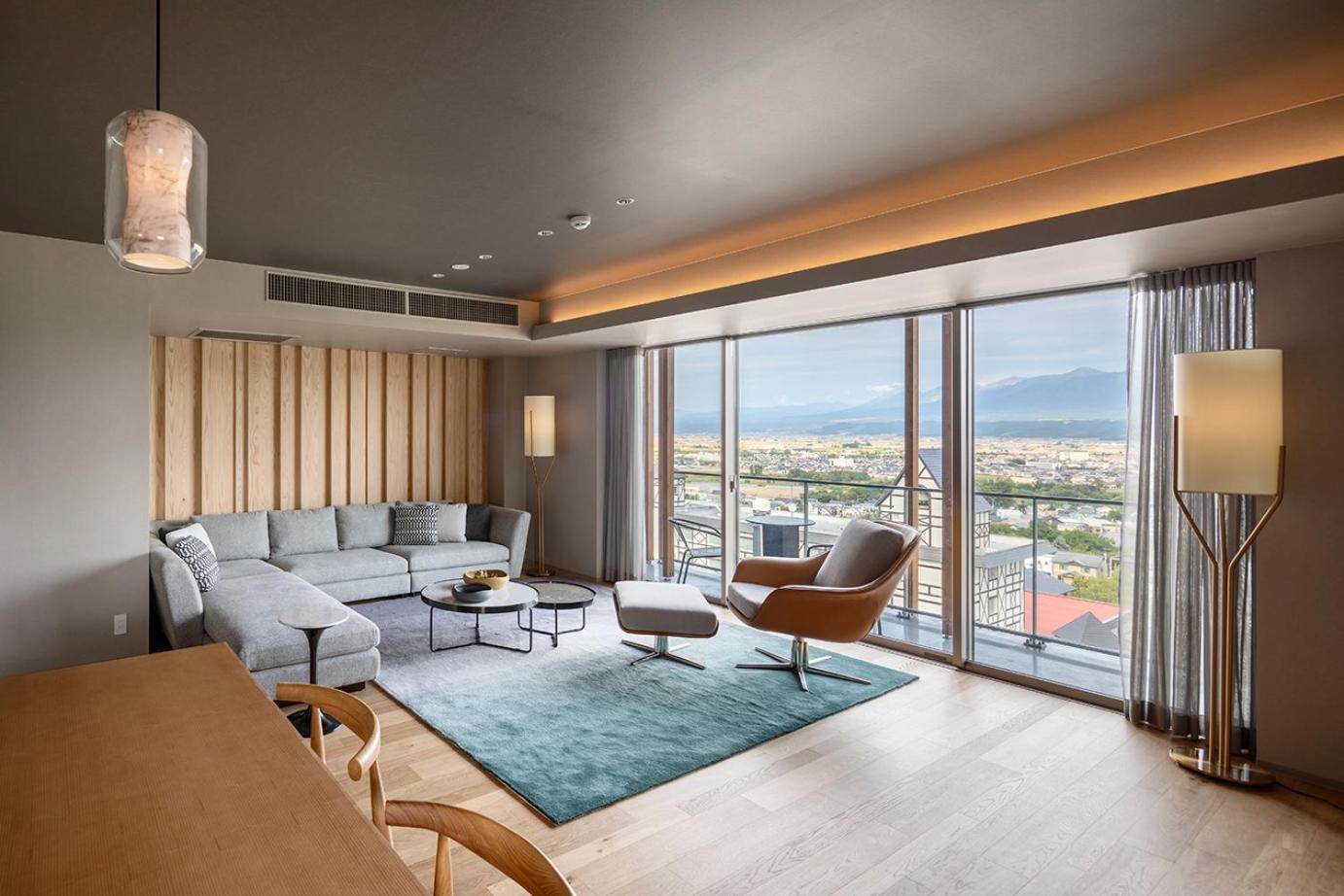 Fenix Furano Aparthotel Bagian luar foto