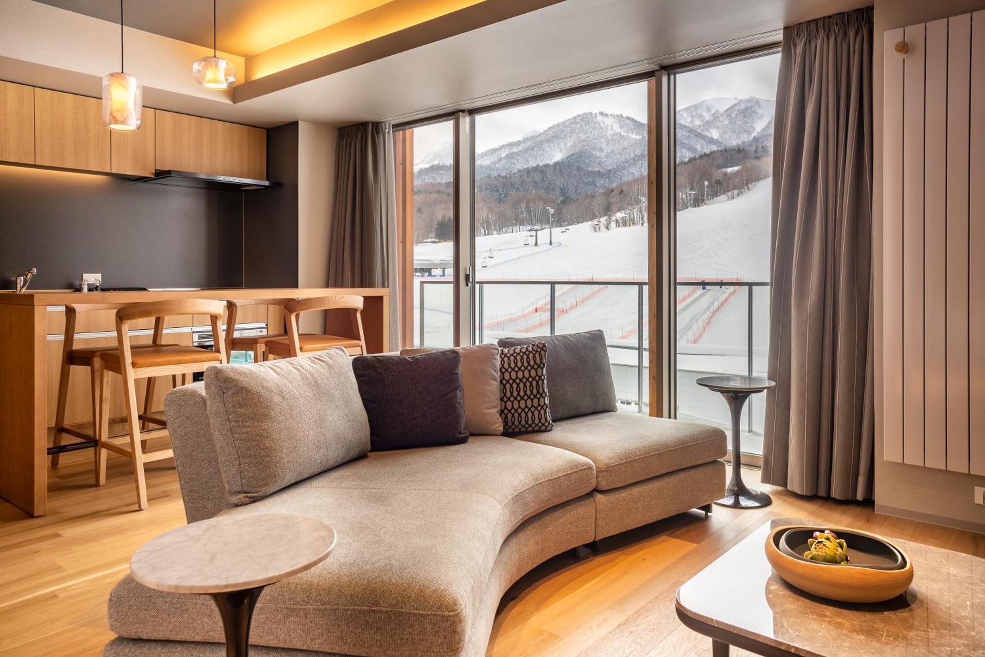 Fenix Furano Aparthotel Bagian luar foto