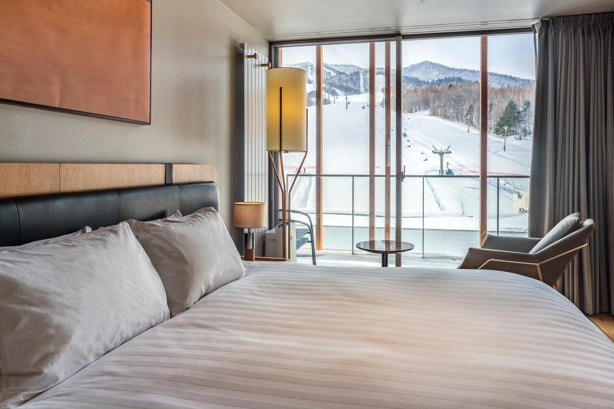 Fenix Furano Aparthotel Bagian luar foto