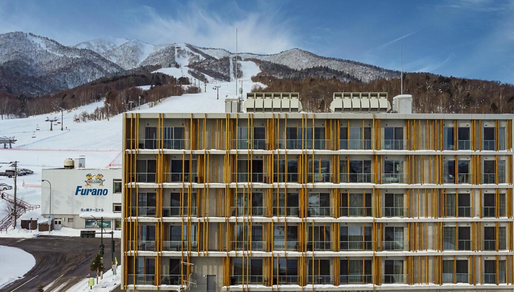 Fenix Furano Aparthotel Bagian luar foto